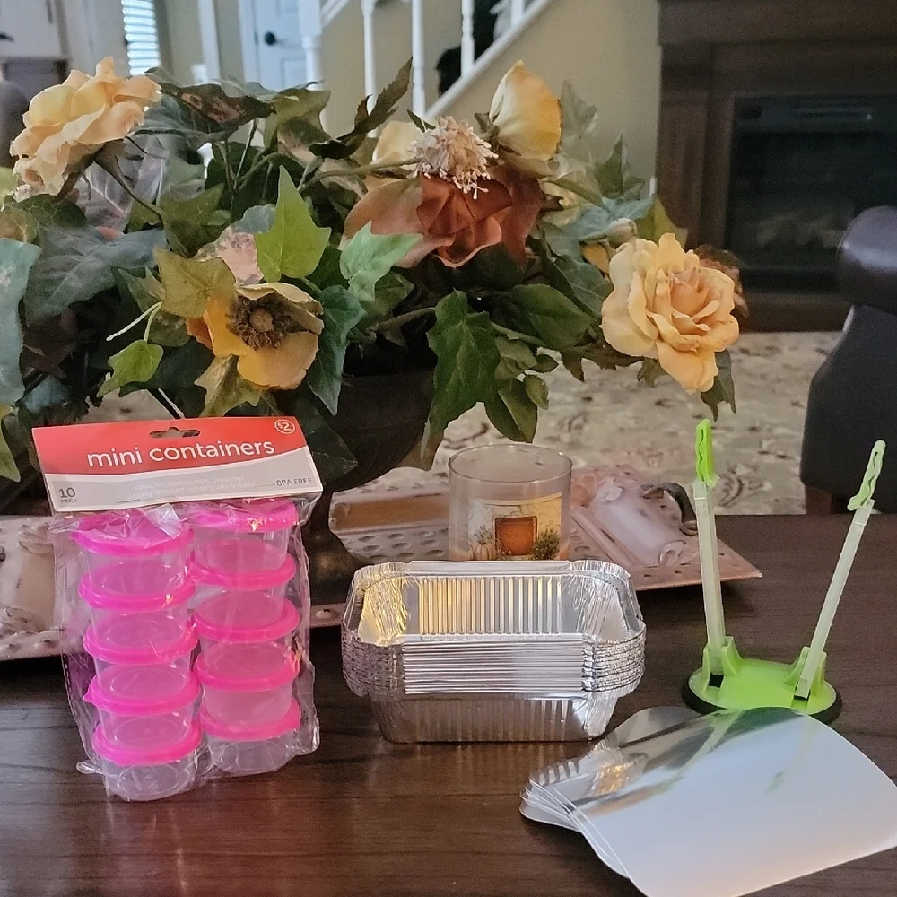 Mini Pink Containers for Home Parties